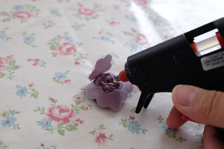 make-of-flower-by-felt-07